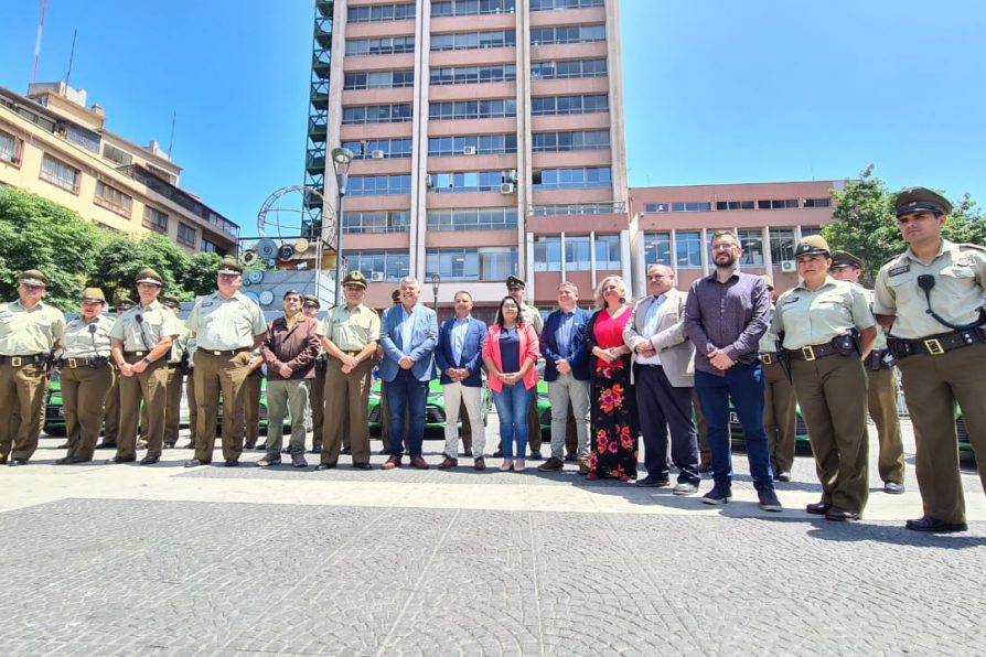 En poco más de dos meses el Ministerio del Interior ha entregado 78 vehículos a Carabineros para la región de Valparaíso