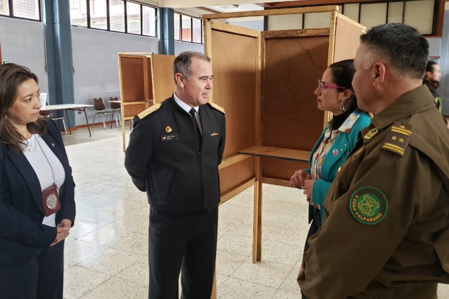 Todo listo para el domingo: Autoridades inspeccionaron locales de votación