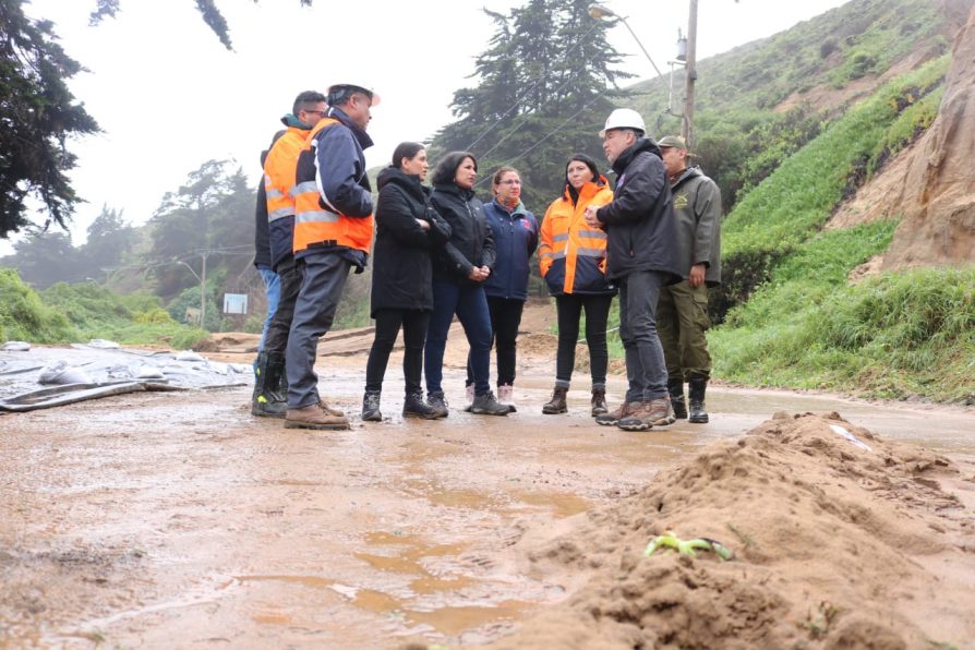 Autoridades llaman a la comunidad a evitar turismo de emergencia en zonas de riesgo