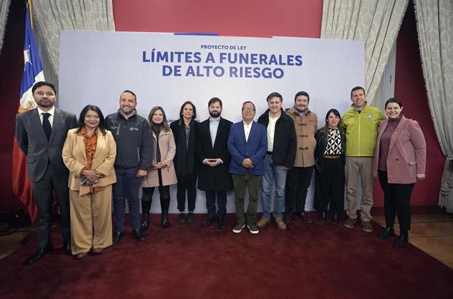 Presidente de la República presenta Proyecto de Ley que limita los funerales de alto riesgo