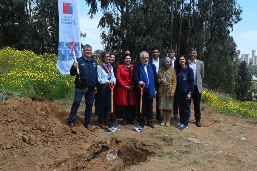 Autoridades dan inicio a obras de proyecto en Viña del Mar para 240 familias