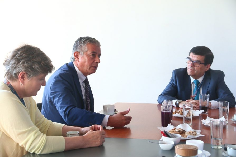 Delegado Presidencial Regional visita el Servicio de Salud Valparaíso–San Antonio para abordar desafíos de la red y fortalecimiento del Hospital Carlos Van Buren