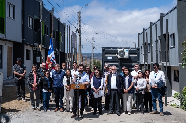 Presidente de la República, Gabriel Boric Font, encabeza encuentro con dirigentes vecinales de sectores damnificados por incendios de Viña del Mar