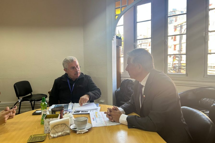 Delegado Presidencial y Dirección del Servicio de Salud Viña del Mar Quillota Petorca abordan cronograma de cartera de inversión en salud de la red asistencial