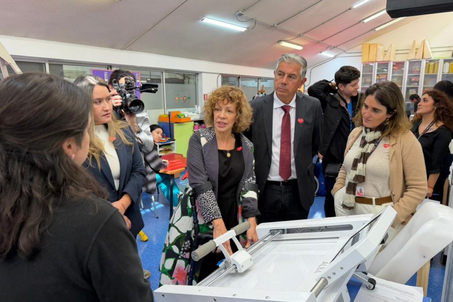 Ministra de Bienes Nacionales visita Teletón Valparaíso en medio de avance clave para nueva sede