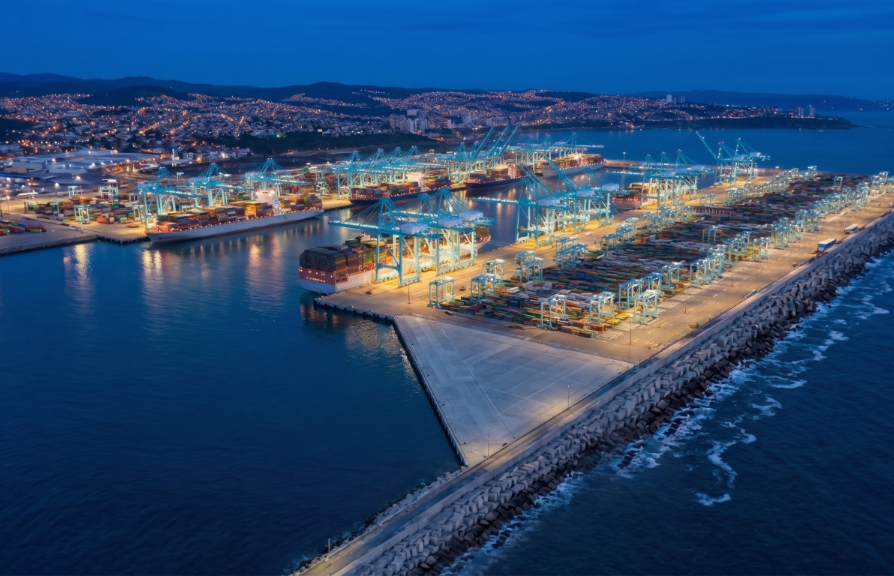 Autoridades destacaron aprobación del proyecto de extensión del Puerto de San Antonio