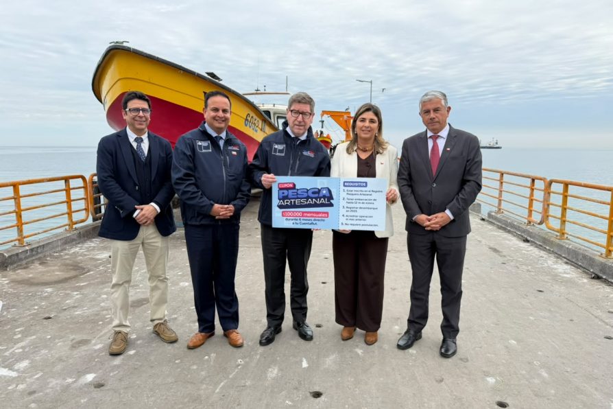 Gobierno habilita quinto cupón de pesca artesanal y entrega $48,7 millones a pescadores de la Región de Valparaíso