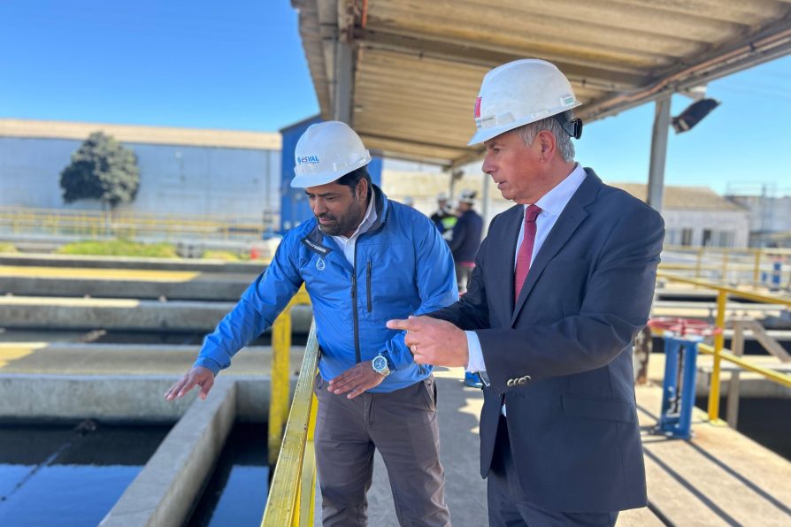 Fiestas Patrias: Esval producirá 92 millones de litros adicionales de agua potable ante alzas de hasta 34% en comunas costeras