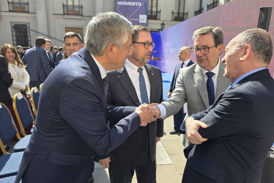 Delegado Millones y seremi Mella destacaron potencialidades de la región para la plataforma Choose Chile